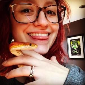 Meet your Posher, Lacey